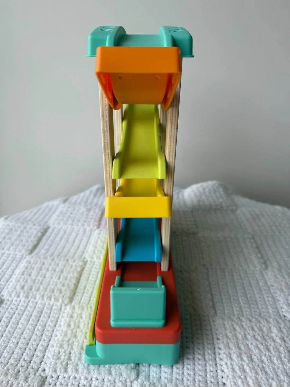 Gigglescape Wooden Race Car Ramp